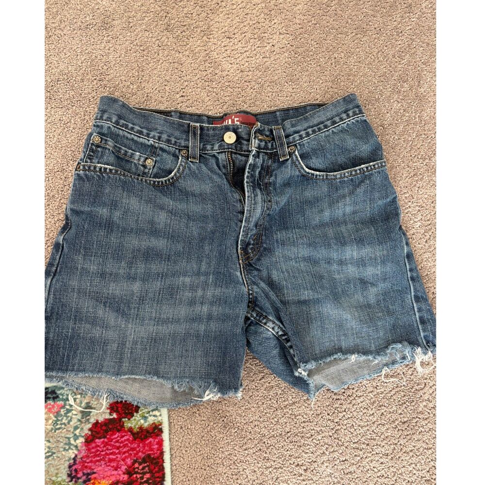 Levi’s 569 Loose Straight Cutoff Shorts